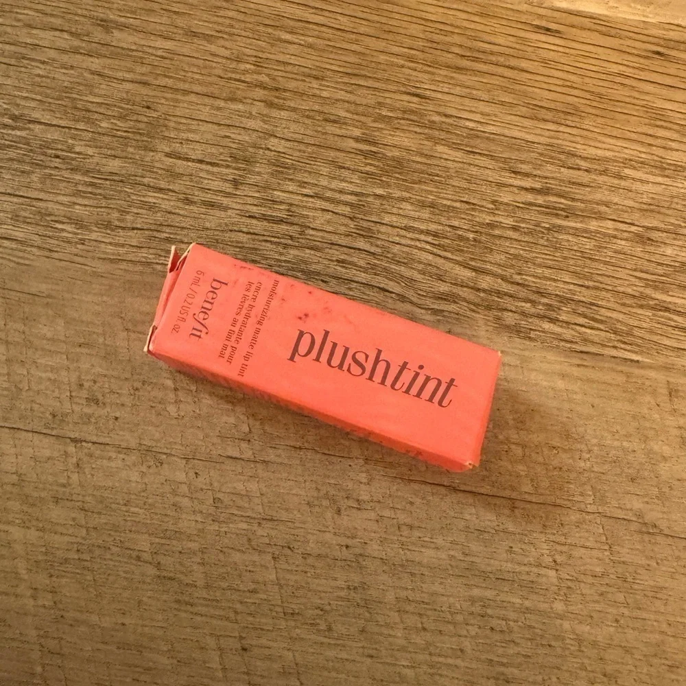 Benefit Cosmetics Plushtint Lip Tint